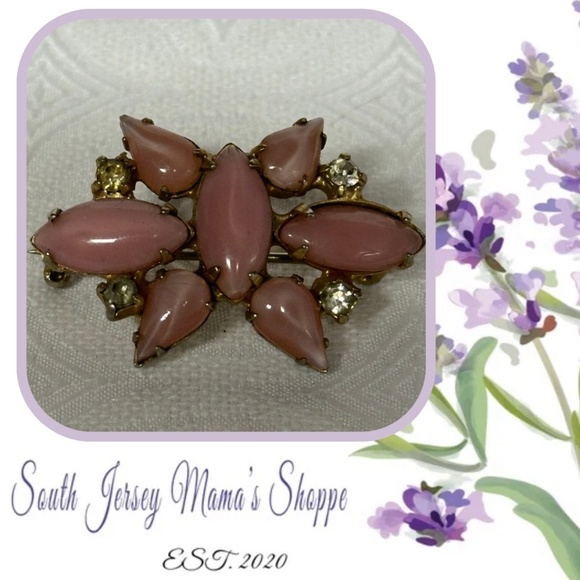 Vintage Gold Tone Flower Like Design Brooch With Pink Moon Glow And Rhinestone - Picture 1 of 14